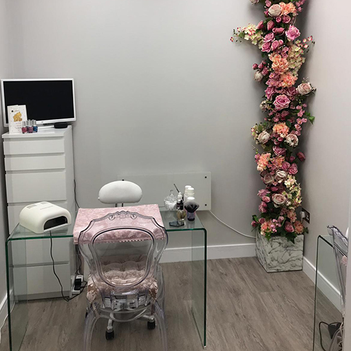 Eterno Aesthetics Nail Treatment Room